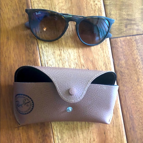 Ray Ban Sunglasses and case